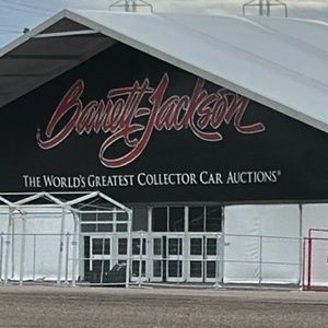 NWOT Barrett-Jackson Auto Large Carry/Trunk Bag